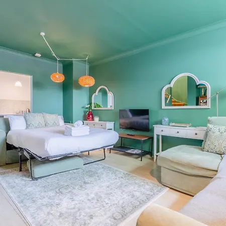 Holiday home Bright 3 Bedroom House Near King's Cross Stpancras *