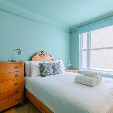 Holiday home Bright 3 Bedroom House Near King's Cross Stpancras