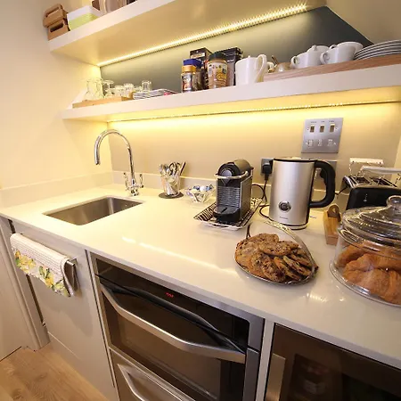 Boutique Barclay House Townhouse - West London, Kensington, Chelsea, Fulham