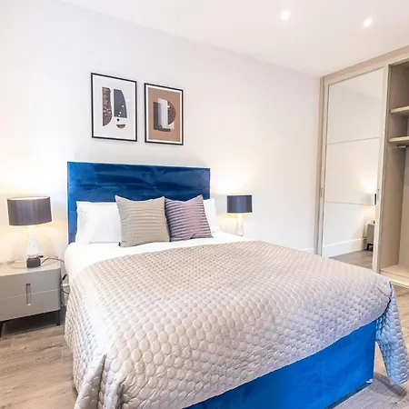Premier Near Camden Markets Very Close To Tube Stations By Sojo