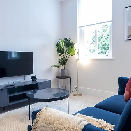 Premier Near Camden Markets Very Close To Tube Stations By Sojo *