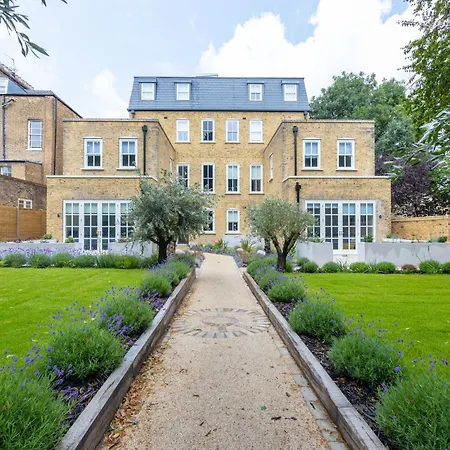 Premier Near Camden Markets Very Close To Tube Stations By Sojo *