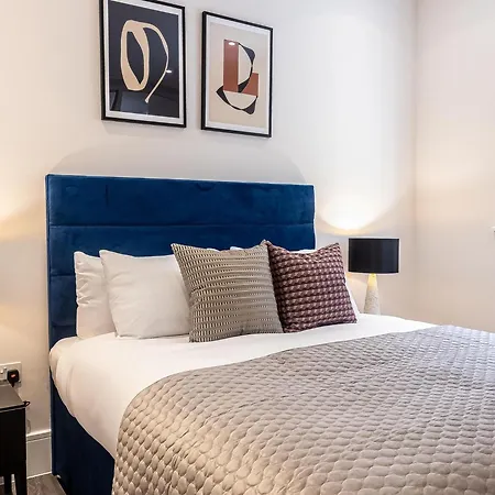 Premier Near Camden Markets Very Close To Tube Stations By Sojo
