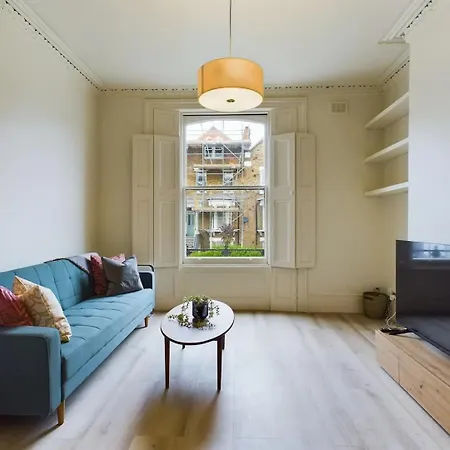 Apartment Pass The Keys Modern In East London