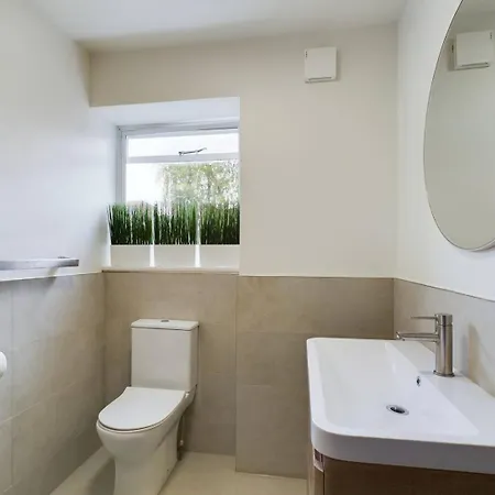 Apartment Pass The Keys Modern In East *