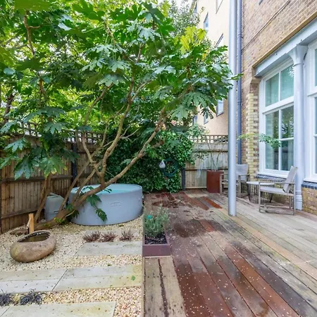 Chic 1bd Maisonette Whot Tub King's Cross! * London