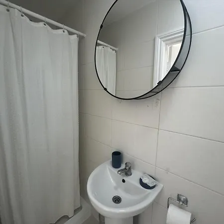 Charming Large With Balcony Apartment *