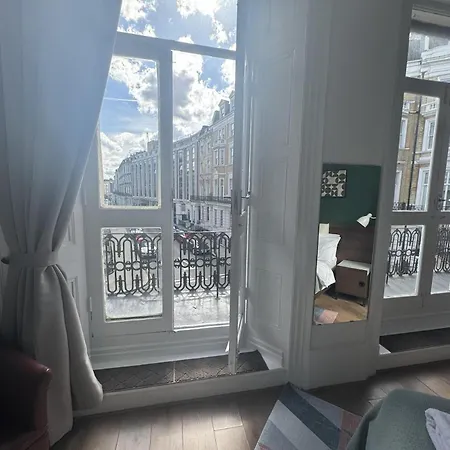 Charming Large With Balcony London