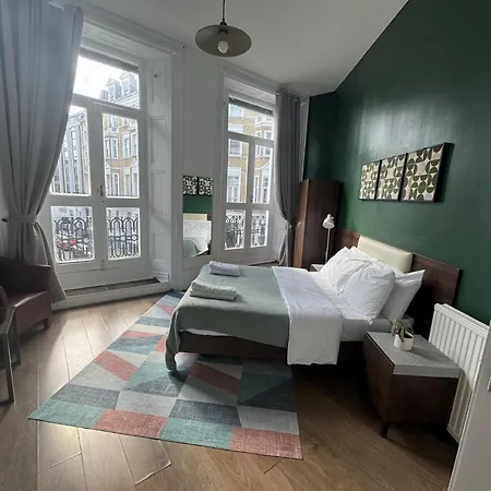 Charming Large With Balcony *