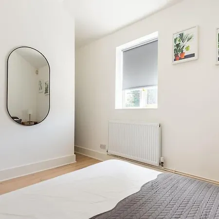 Holiday home 2bd Mews House, Wanstead