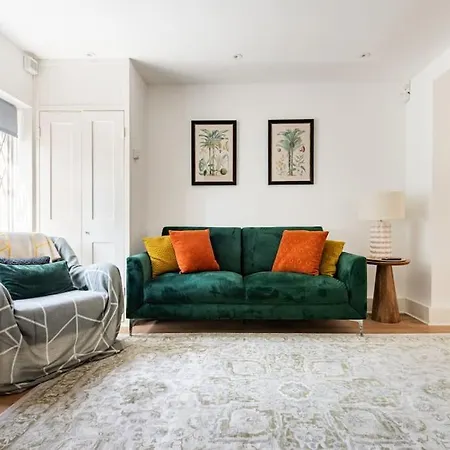 2bd Mews House, Wanstead Holiday home