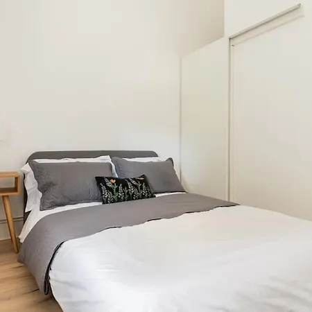 2bd Mews House, Wanstead London