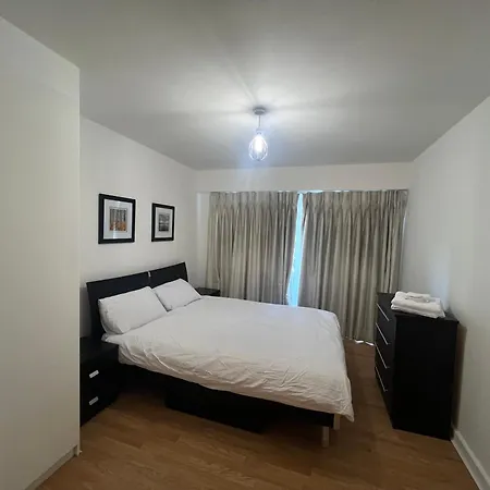 Modern 1 Bed Flat In Colindale, London Edgware
