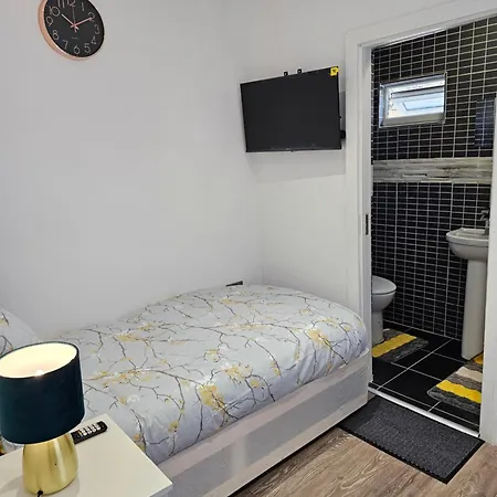 Guest house The Forest London