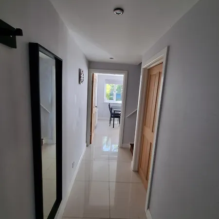 Zone 1 House With Secure Garden * London