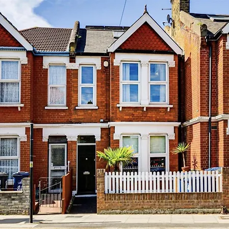 Elegant Oasis - 2 Bed - Garden - 65 Inch Tv & Netflix London