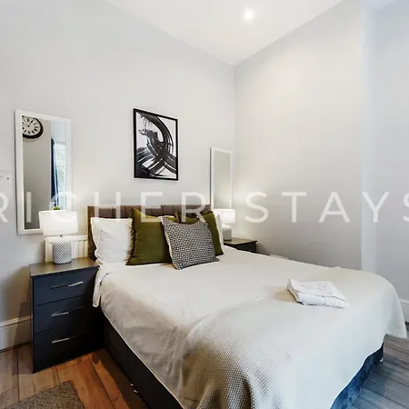 Hotel Hackney Guest
