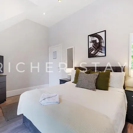 Hackney Guest Hotel