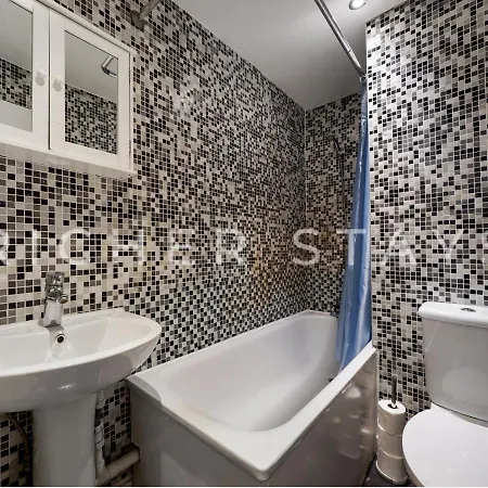 Hackney Guest Hotel London