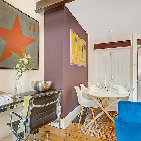 Old Street Iconic Warehouse Style 4 Bedroom 2 Bath House Prime Location