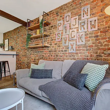 Apartment Old Street Iconic Warehouse Style 4 Bedroom 2 Bath House Prime Location