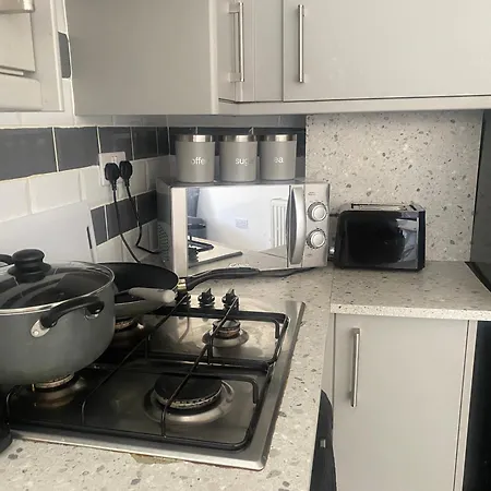 Your Perfect Place Of Comfort Apartment Goodmayes