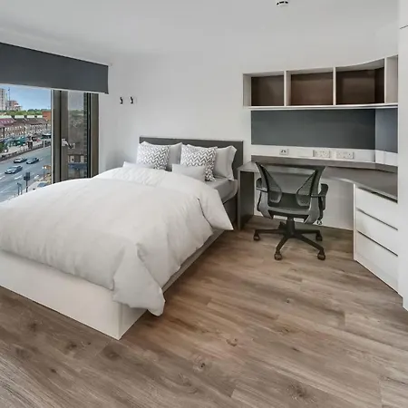 Contemporary At Chapter White In Apartment London