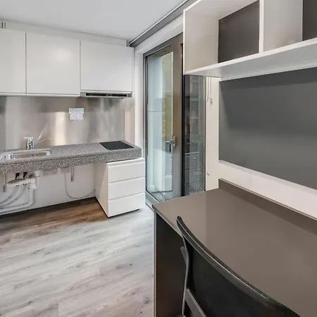 Apartment Contemporary At Chapter White In