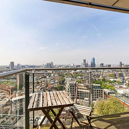 Skyline Serenity In Southwark Appartamento