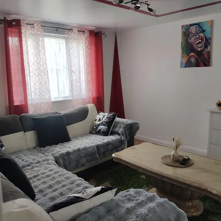 Apartment Captivating 3-bed In
