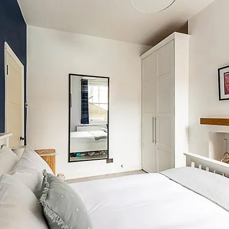Luxury Fulham Retreat *