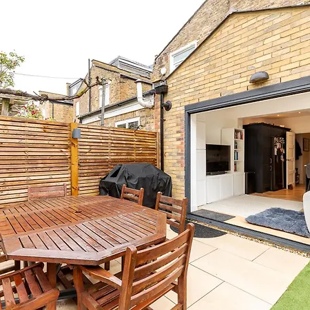 Luxury Fulham Retreat