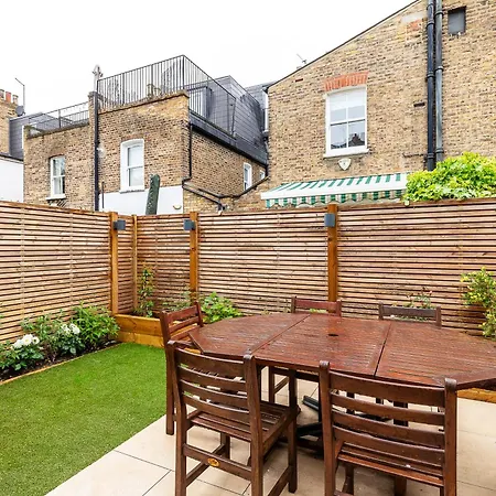 Luxury Fulham Retreat *