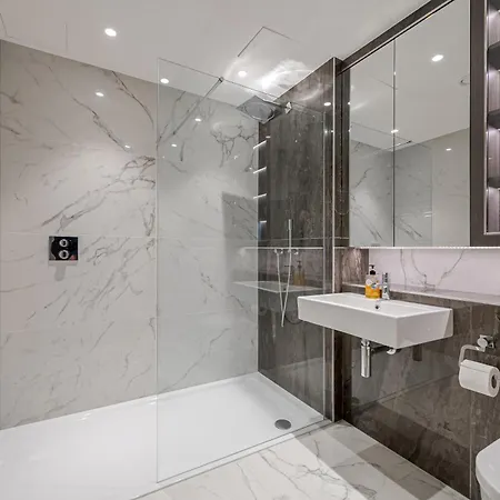Arcadia Residences - Luxury In Kensington