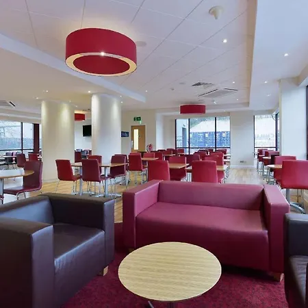 Travelodge Wembley 3*