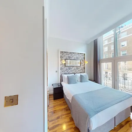 Hotel Msk 82 Londra