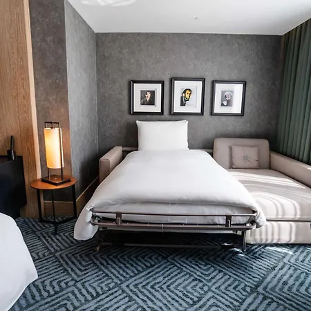 Hilton Bankside Hotel 4*