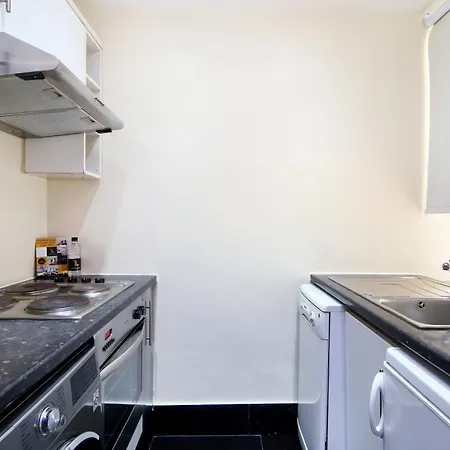 Bryanston Apartment