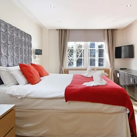 Bryanston Apartment *