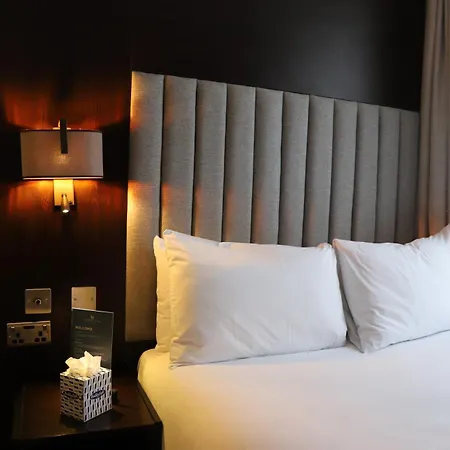 Rove Paddington 4*