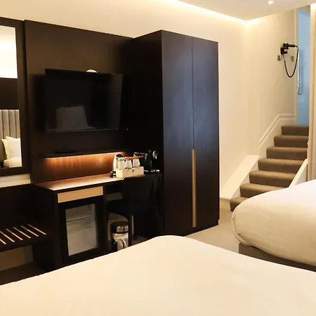 Rove Paddington 4*