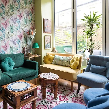 Flat In London