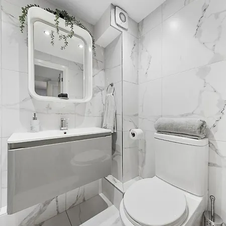 Apartamento Luxury, Relaxing Apartment! 2 Mins From Paddington Station! *