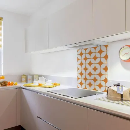 Off The Shard Xxl Design Family House With Garden