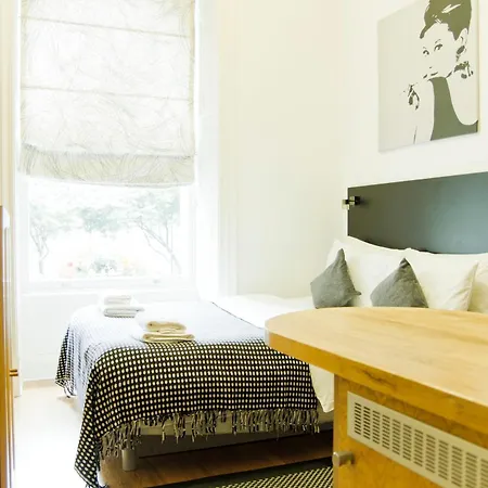 Apartment Studios2let *