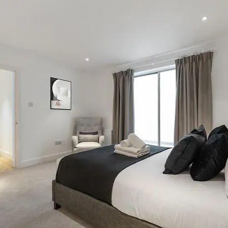 Knightsbridge Residences By Dena Elite Collection * Londra