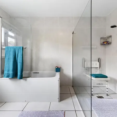 Clapham Serenity Garden Retreat With Free Parking Appartamento Londra