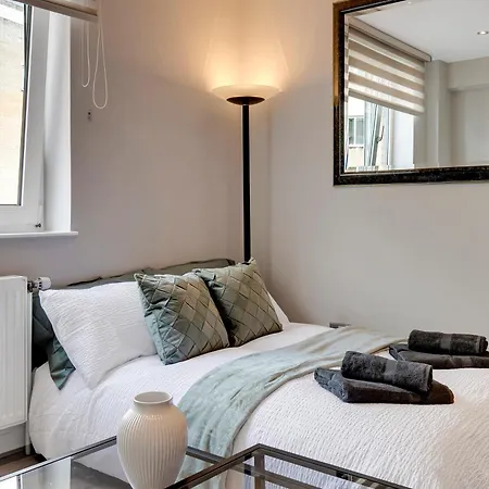Chelsea Cloisters Studio By Eagle Apartment *