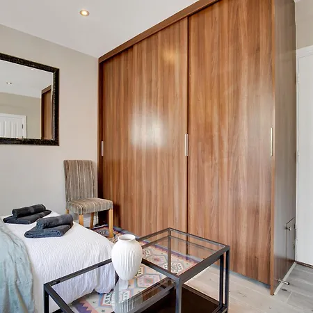 Apartment Chelsea Cloisters Studio By Eagle London