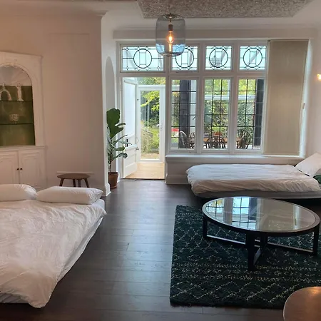 Apartment Golders *